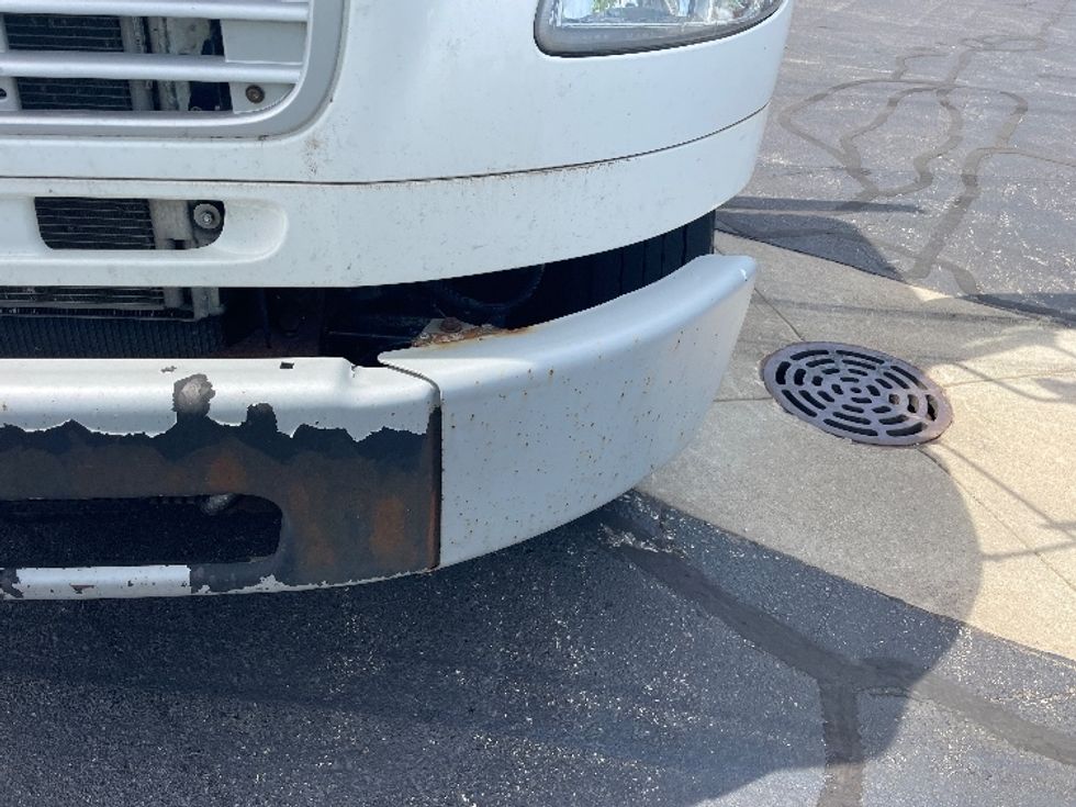Flatbed Truck-Light and Medium Duty Trucks-Freightliner-2015-M2-South Bend-IN-239,716\n\t\tmiles-$ 44,000 - Image 29