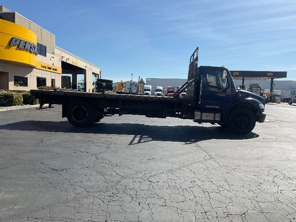 Flatbed Truck-Light and Medium Duty Trucks-Freightliner-2015-M2-Torrance-CA-190,743\n\t\tmiles-$ 39,500 - Image 13