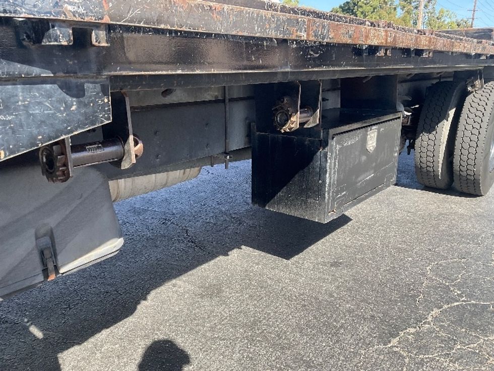 Flatbed Truck-Light and Medium Duty Trucks-Freightliner-2015-M2-Torrance-CA-190,743\n\t\tmiles-$ 39,500 - Image 5