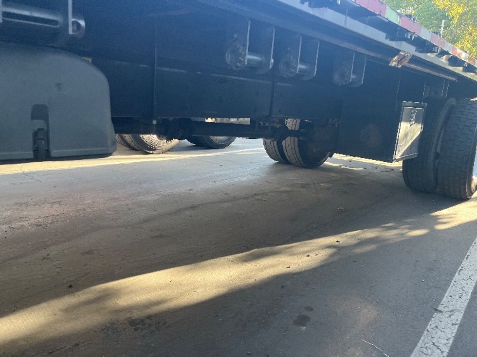 Flatbed Truck-Light and Medium Duty Trucks-Freightliner-2015-M2-Torrance-CA-53,877\n\t\tmiles-$ 49,500 - Image 5