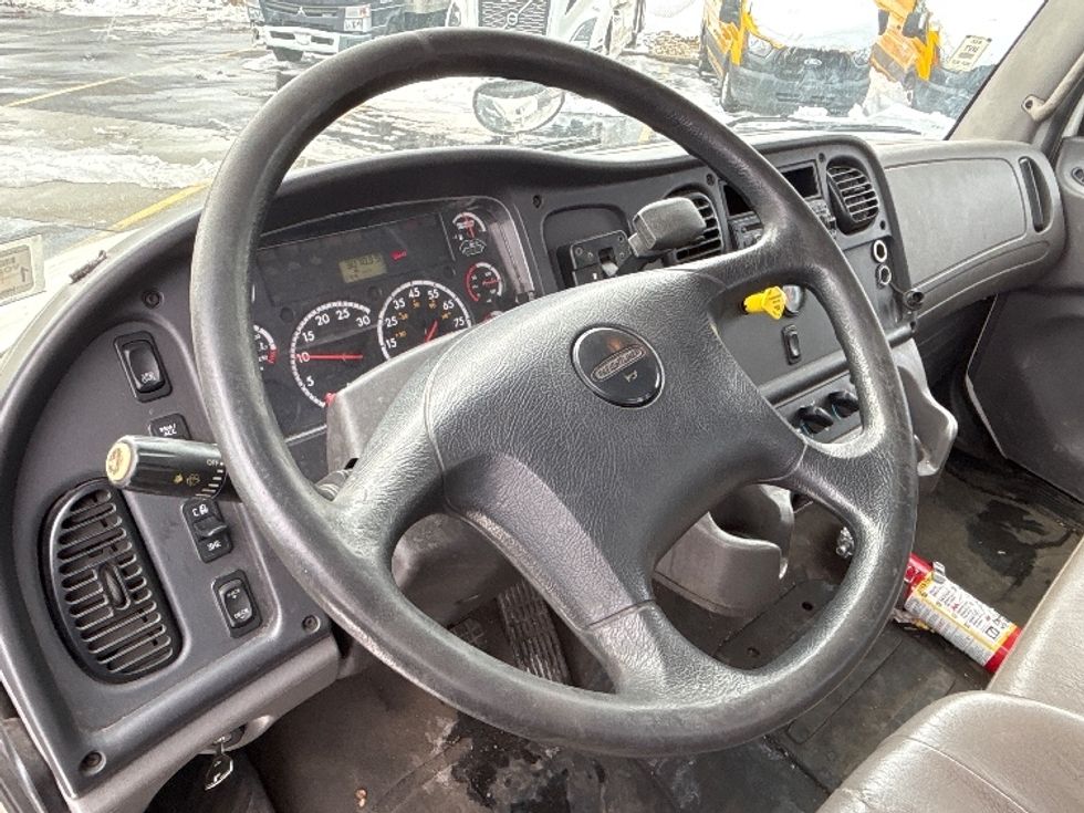 Flatbed Truck-Light and Medium Duty Trucks-Freightliner-2015-M2-West Babylon-NY-30,703\n\t\tmiles-$ 44,500 - Image 20