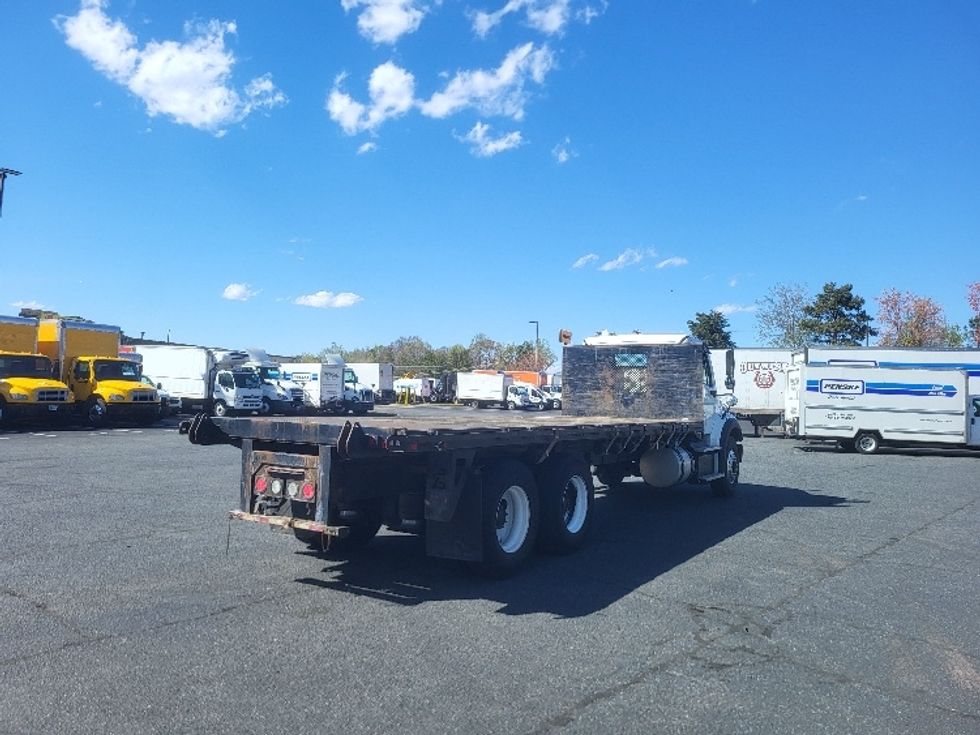 Flatbed Truck-Light and Medium Duty Trucks-Freightliner-2015-M211264S-Charlotte-NC-349,964\n\t\tmiles-$ 61,000 - Image 10