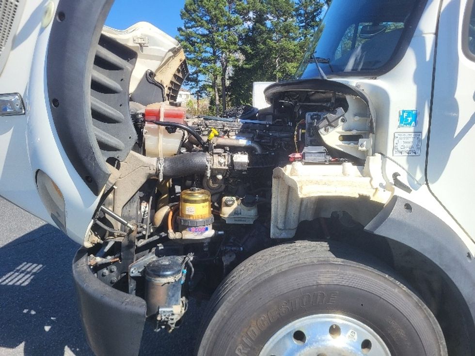 Flatbed Truck-Light and Medium Duty Trucks-Freightliner-2015-M211264S-Charlotte-NC-349,964\n\t\tmiles-$ 61,000 - Image 21