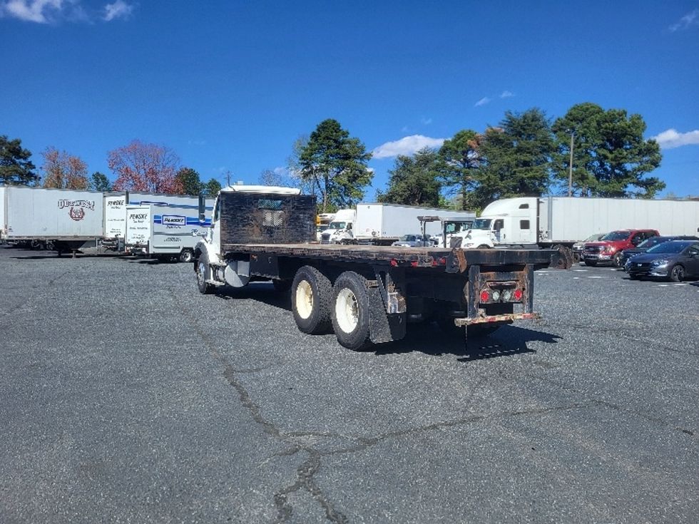 Flatbed Truck-Light and Medium Duty Trucks-Freightliner-2015-M211264S-Charlotte-NC-349,964\n\t\tmiles-$ 61,000 - Image 6