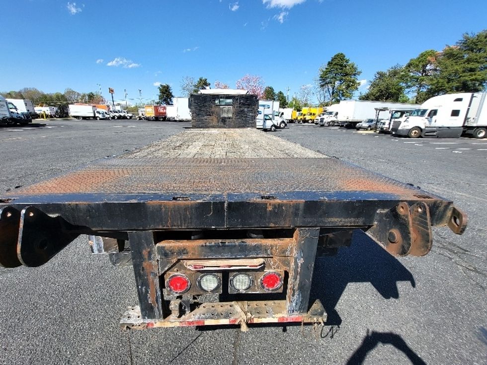 Flatbed Truck-Light and Medium Duty Trucks-Freightliner-2015-M211264S-Charlotte-NC-349,964\n\t\tmiles-$ 61,000 - Image 9
