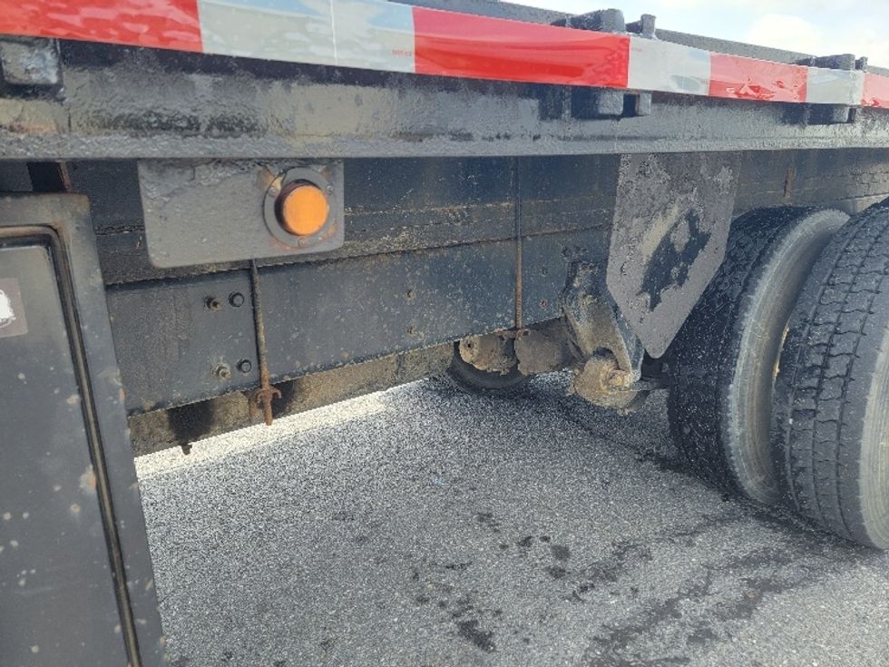 Flatbed Truck-Light and Medium Duty Trucks-Freightliner-2015-M211264S-Milford-DE-192,295\n\t\tmiles-$ 65,250 - Image 10