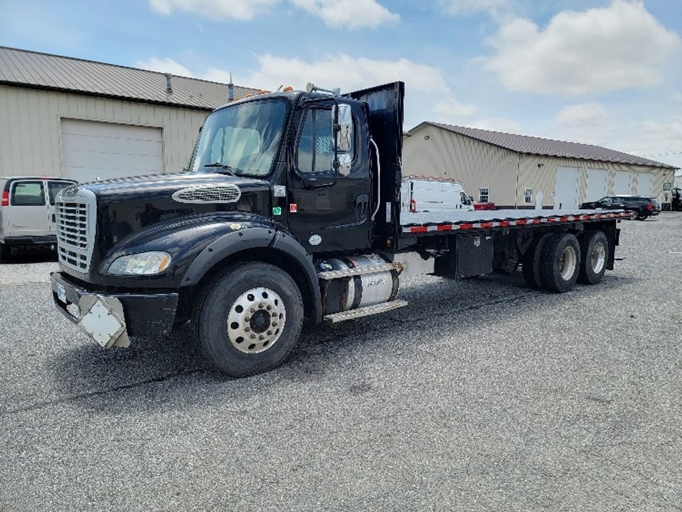 Flatbed Truck-Light and Medium Duty Trucks-Freightliner-2015-M211264S-Milford-DE-192,295\n\t\tmiles-$ 65,250 - Image 3