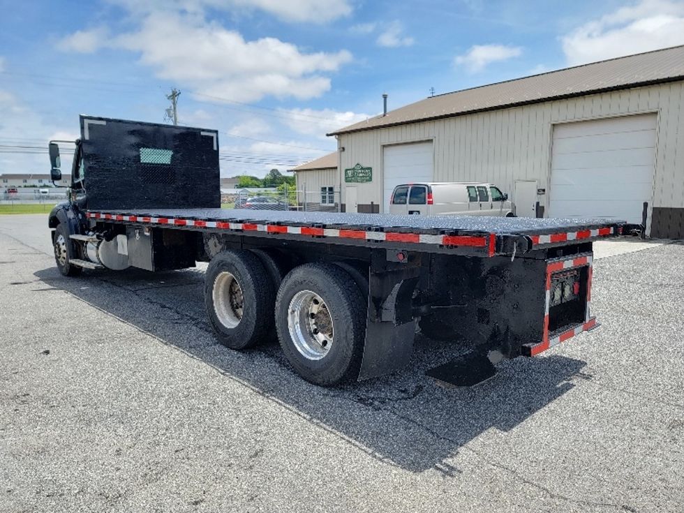 Flatbed Truck-Light and Medium Duty Trucks-Freightliner-2015-M211264S-Milford-DE-192,295\n\t\tmiles-$ 65,250 - Image 5