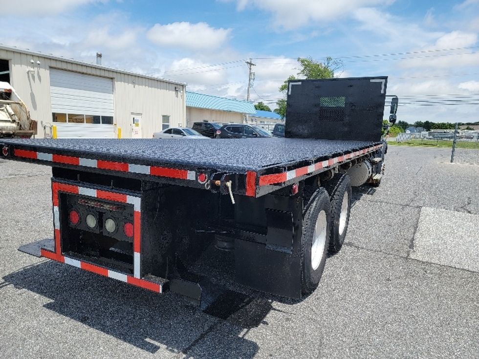 Flatbed Truck-Light and Medium Duty Trucks-Freightliner-2015-M211264S-Milford-DE-192,295\n\t\tmiles-$ 65,250 - Image 8
