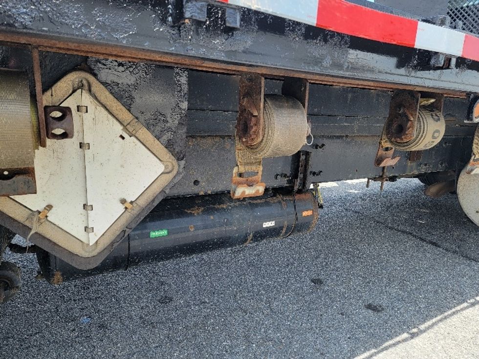 Flatbed Truck-Light and Medium Duty Trucks-Freightliner-2015-M211264S-Milford-DE-192,295\n\t\tmiles-$ 65,250 - Image 9