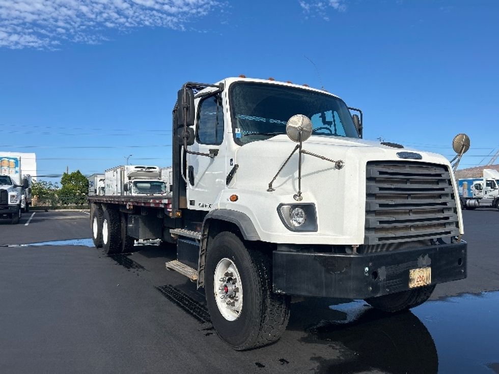 Flatbed Truck-Light and Medium Duty Trucks-Freightliner-2016-114SD-Torrance-CA-134,250\n\t\tmiles-$ 83,500 - Image 1