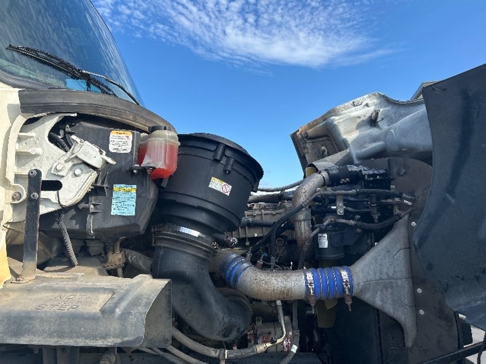 Flatbed Truck-Light and Medium Duty Trucks-Freightliner-2016-114SD-Torrance-CA-134,250\n\t\tmiles-$ 83,500 - Image 19