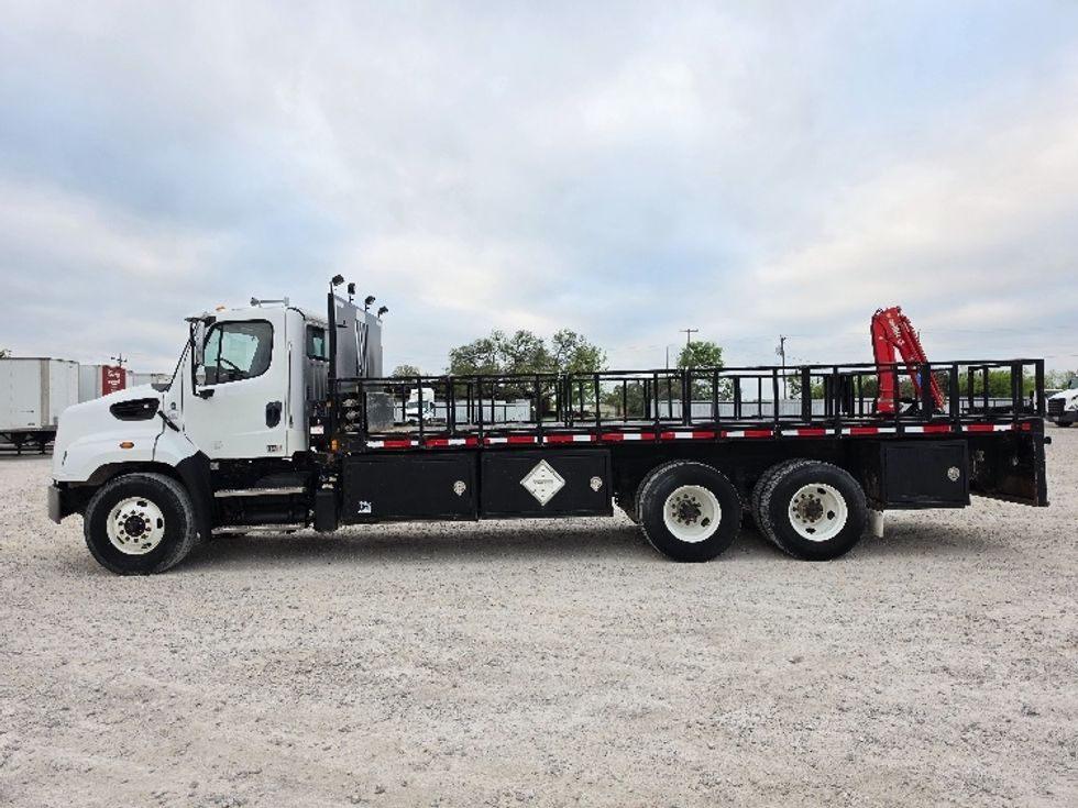 Flatbed Truck-Light and Medium Duty Trucks-Freightliner-2016-114SD-Weatherford-TX-79,034\n\t\tmiles-$ 76,000 - Image 4