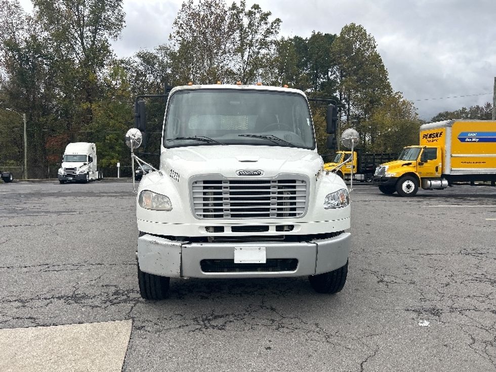Flatbed Truck-Light and Medium Duty Trucks-Freightliner-2016-M2-Dalton-GA-208,183\n\t\tmiles-$ 55,000 - Image 2