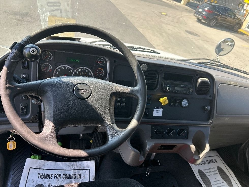 Flatbed Truck-Light and Medium Duty Trucks-Freightliner-2016-M2-Dalton-GA-251,970\n\t\tmiles-$ 41,750 - Image 14