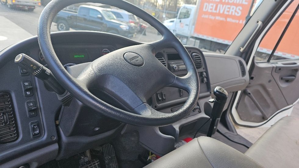 Flatbed Truck-Light and Medium Duty Trucks-Freightliner-2016-M2-Edison-NJ-200,692\n\t\tmiles-$ 59,750 - Image 13