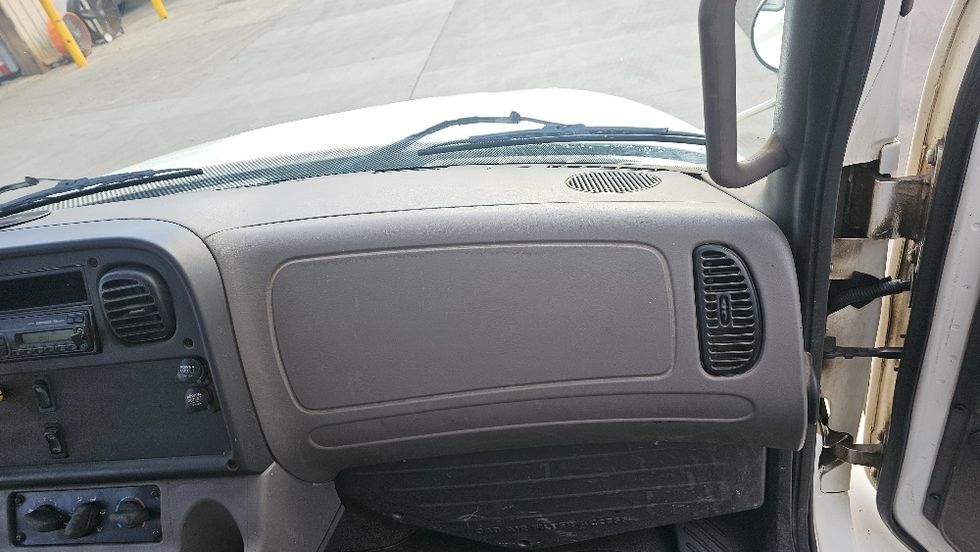 Flatbed Truck-Light and Medium Duty Trucks-Freightliner-2016-M2-Edison-NJ-200,692\n\t\tmiles-$ 59,750 - Image 17