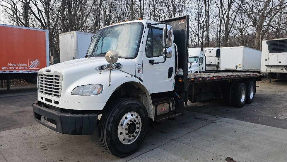 Flatbed Truck-Light and Medium Duty Trucks-Freightliner-2016-M2-Edison-NJ-200,692\n\t\tmiles-$ 59,750 - Image 3