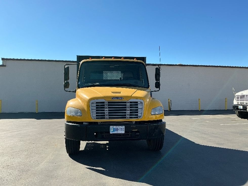 Flatbed Truck-Light and Medium Duty Trucks-Freightliner-2016-M2-Fresno-CA-115,048\n\t\tmiles-$ 48,750 - Image 2