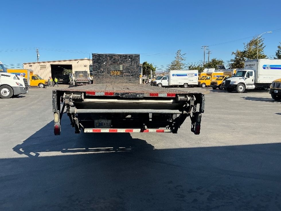 Flatbed Truck-Light and Medium Duty Trucks-Freightliner-2016-M2-Fresno-CA-115,048\n\t\tmiles-$ 48,750 - Image 7
