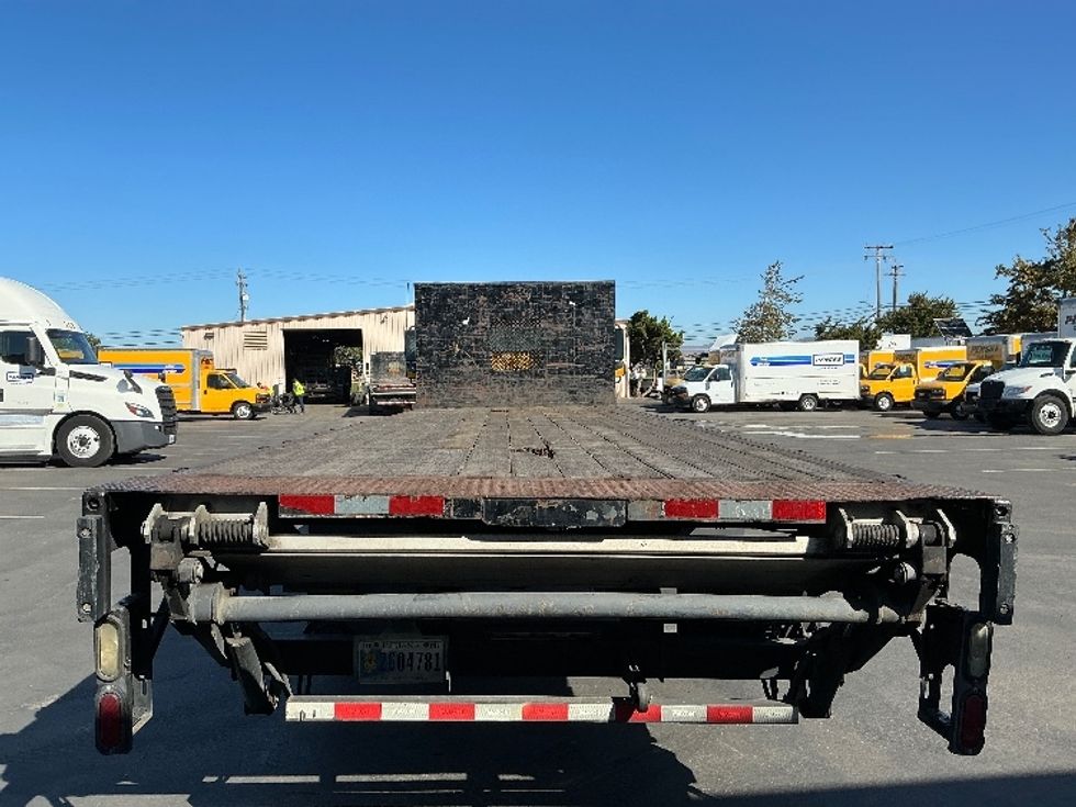 Flatbed Truck-Light and Medium Duty Trucks-Freightliner-2016-M2-Fresno-CA-115,048\n\t\tmiles-$ 48,750 - Image 8