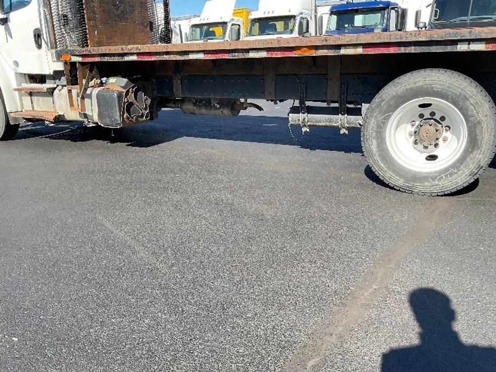 Flatbed Truck-Light and Medium Duty Trucks-Freightliner-2016-M2-Indianapolis-IN-313,307\n\t\tmiles-$ 33,500 - Image 5