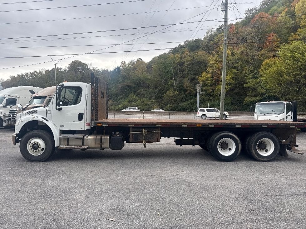 Flatbed Truck-Light and Medium Duty Trucks-Freightliner-2016-M2-Knoxville-TN-344,745\n\t\tmiles-$ 41,000 - Image 4