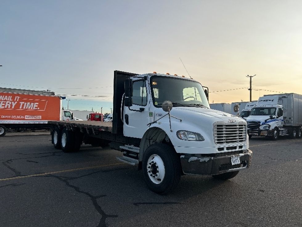 Flatbed Truck-Light and Medium Duty Trucks-Freightliner-2016-M2-Medford-OR-243,737\n\t\tmiles-$ 46,000 - Image 1