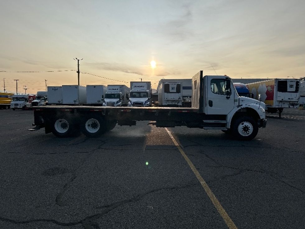 Flatbed Truck-Light and Medium Duty Trucks-Freightliner-2016-M2-Medford-OR-243,737\n\t\tmiles-$ 46,000 - Image 11