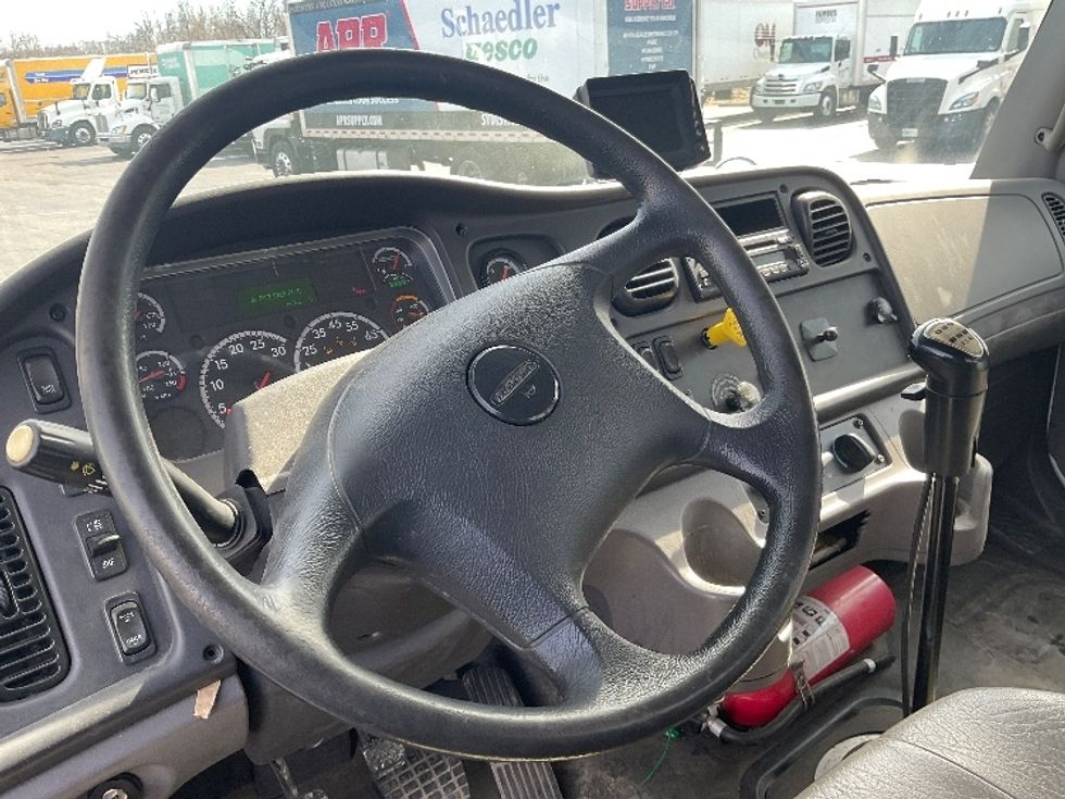 Flatbed Truck-Light and Medium Duty Trucks-Freightliner-2016-M2-Mount Pleasant-PA-220,417\n\t\tmiles-$ 56,250 - Image 16