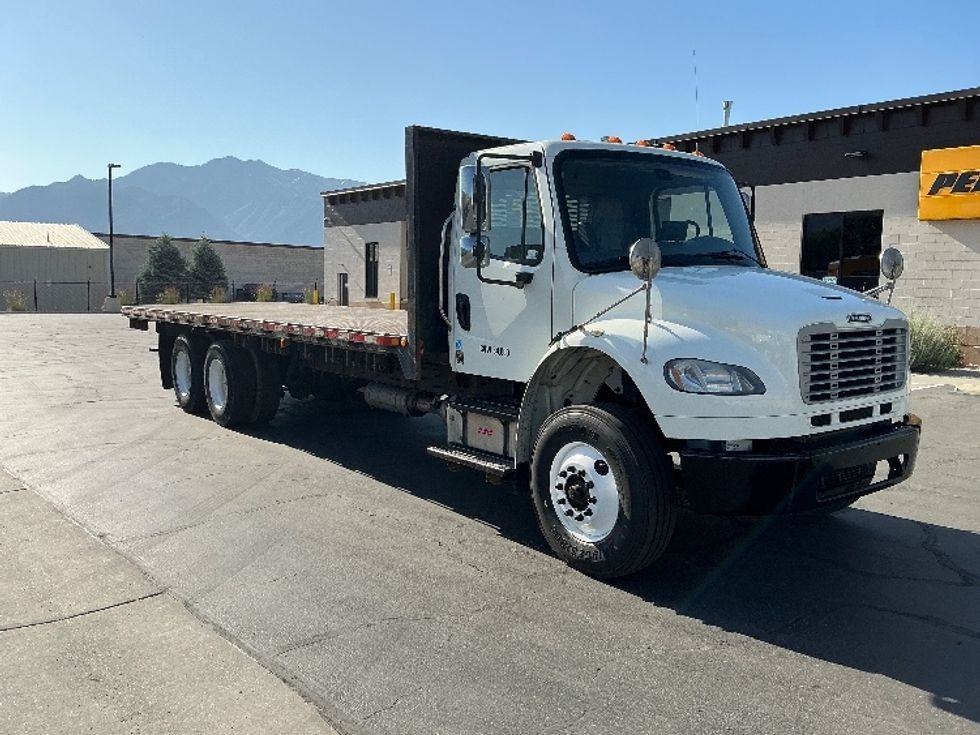 Flatbed Truck-Light and Medium Duty Trucks-Freightliner-2016-M2-Ogden-UT-221,141\n\t\tmiles-$ 55,750 - Image 1
