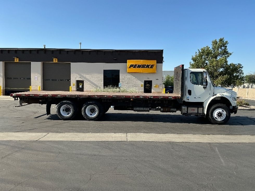 Flatbed Truck-Light and Medium Duty Trucks-Freightliner-2016-M2-Ogden-UT-221,141\n\t\tmiles-$ 55,750 - Image 11