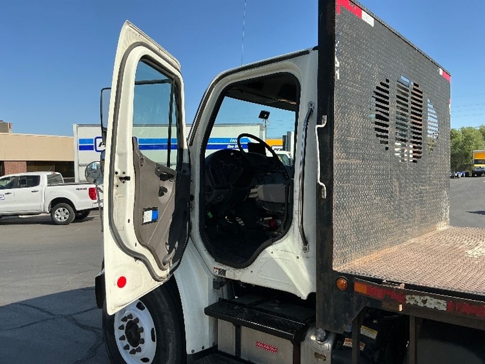Flatbed Truck-Light and Medium Duty Trucks-Freightliner-2016-M2-Ogden-UT-221,141\n\t\tmiles-$ 55,750 - Image 12