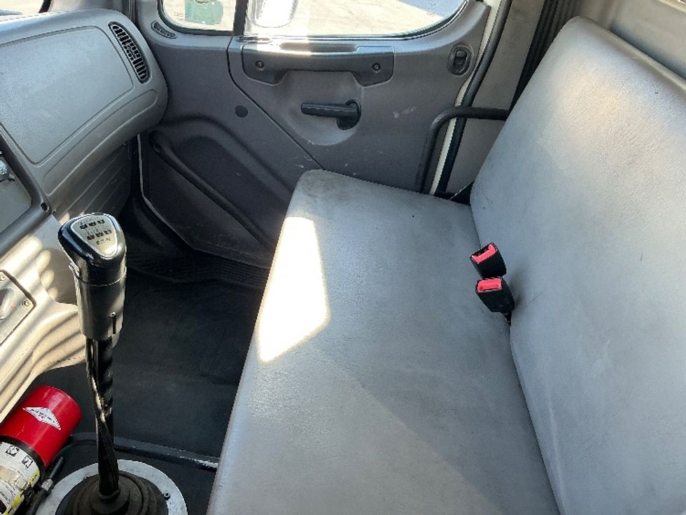 Flatbed Truck-Light and Medium Duty Trucks-Freightliner-2016-M2-Ogden-UT-221,141\n\t\tmiles-$ 55,750 - Image 15