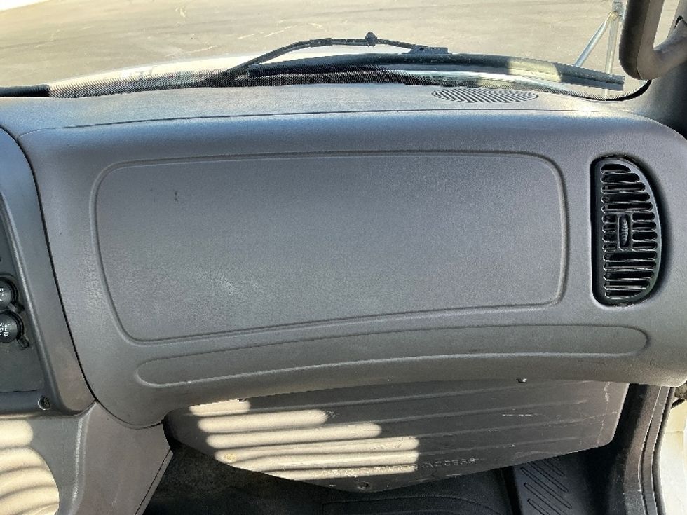 Flatbed Truck-Light and Medium Duty Trucks-Freightliner-2016-M2-Ogden-UT-221,141\n\t\tmiles-$ 55,750 - Image 17