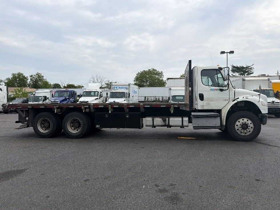 Flatbed Truck-Light and Medium Duty Trucks-Freightliner-2016-M2-West Babylon-NY-152,526\n\t\tmiles-$ 53,000 - Image 15