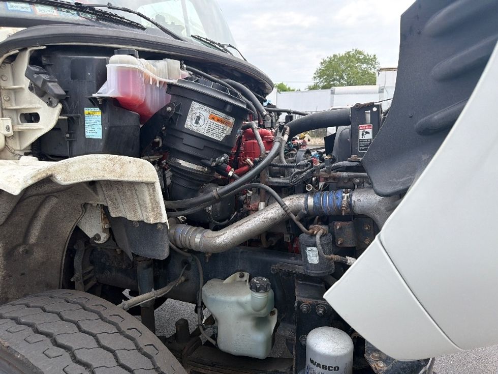 Flatbed Truck-Light and Medium Duty Trucks-Freightliner-2016-M2-West Babylon-NY-152,526\n\t\tmiles-$ 53,000 - Image 23