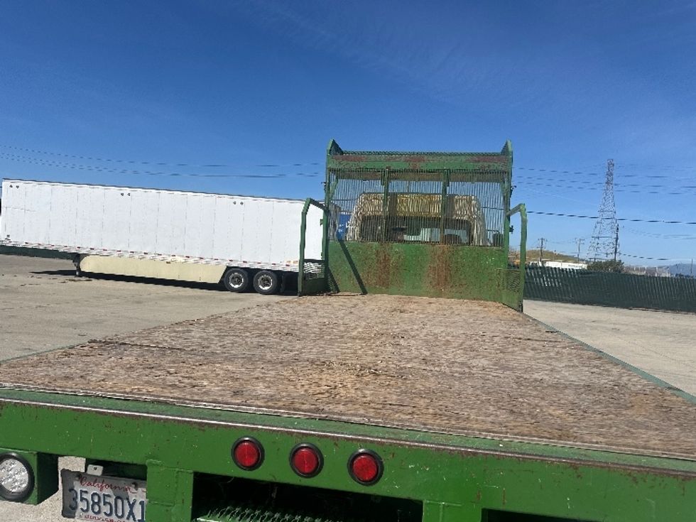Flatbed Truck-Light and Medium Duty Trucks-Freightliner-2016-M2-West Sacramento-CA-186,935\n\t\tmiles-$ 48,250 - Image 10