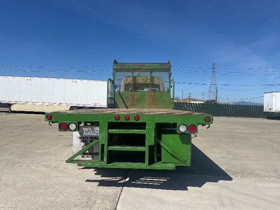 Flatbed Truck-Light and Medium Duty Trucks-Freightliner-2016-M2-West Sacramento-CA-186,935\n\t\tmiles-$ 48,250 - Image 8