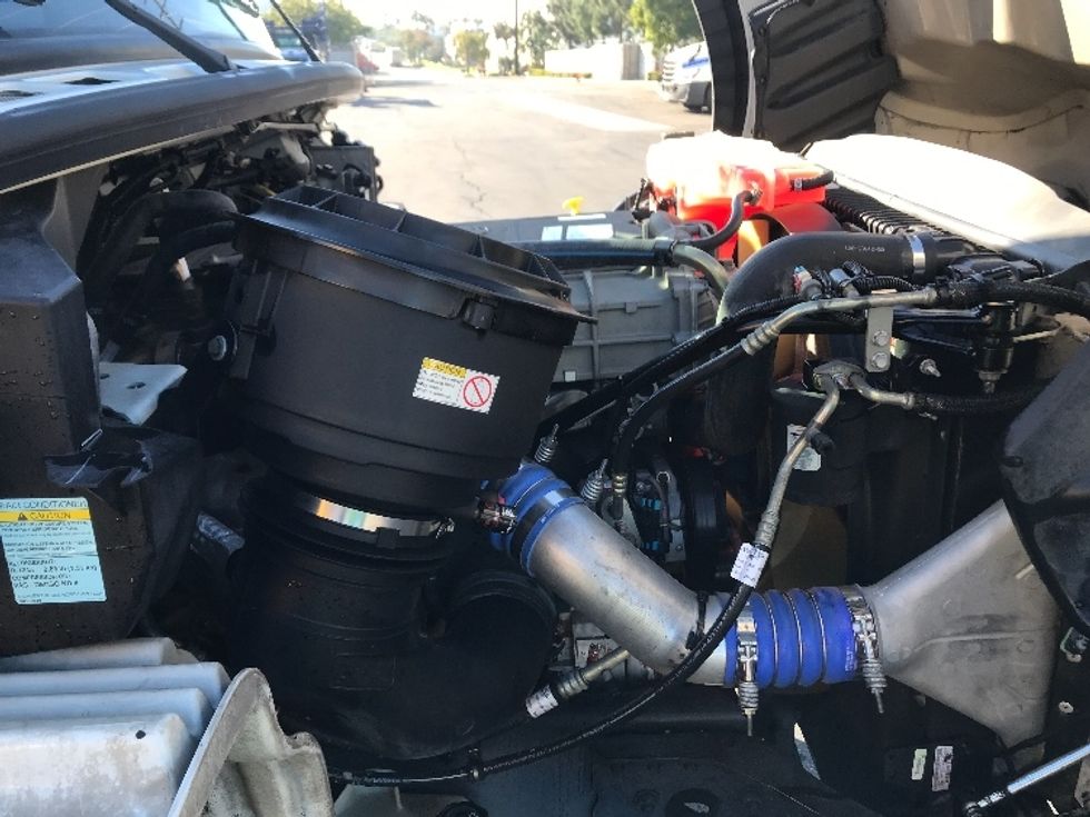 Flatbed Truck-Light and Medium Duty Trucks-Freightliner-2016-M211264S-Torrance-CA-292,477\n\t\tmiles-$ 67,500 - Image 19