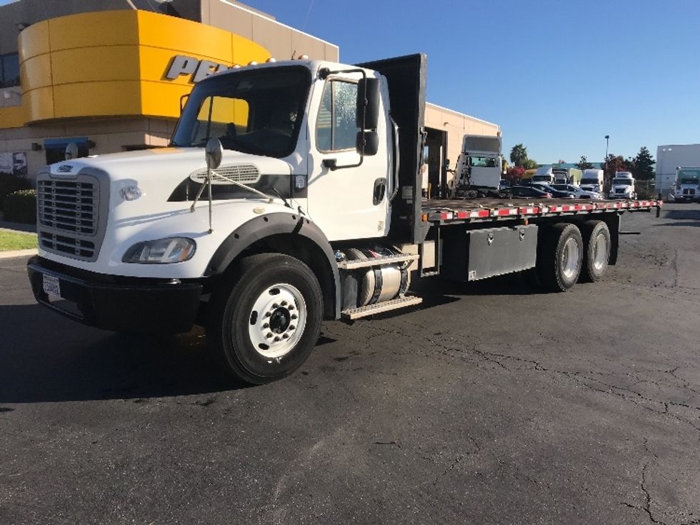 Flatbed Truck-Light and Medium Duty Trucks-Freightliner-2016-M211264S-Torrance-CA-292,477\n\t\tmiles-$ 67,500 - Image 3