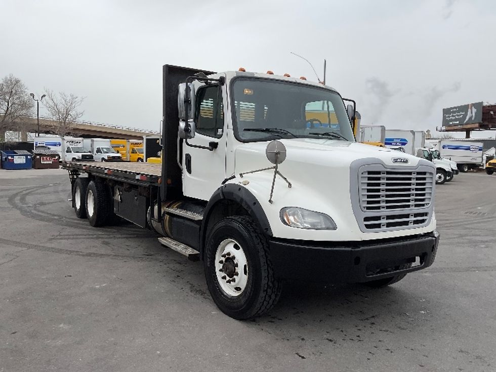 Flatbed Truck-Light and Medium Duty Trucks-Freightliner-2016-M211264S-West Valley City-UT-222,169\n\t\tmiles-$ 76,750 - Image 1