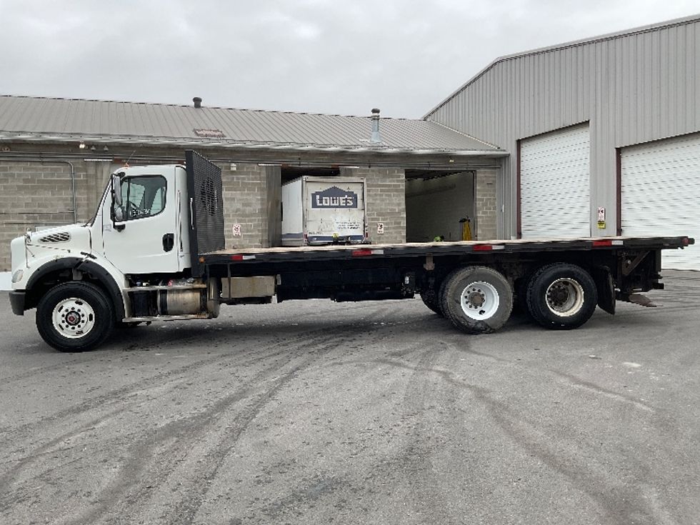 Flatbed Truck-Light and Medium Duty Trucks-Freightliner-2016-M211264S-West Valley City-UT-222,169\n\t\tmiles-$ 76,750 - Image 4