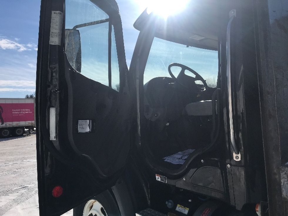 Flatbed Truck-Light and Medium Duty Trucks-Freightliner-2016-M211264S-Whitesboro-NY-111,929\n\t\tmiles-$ 64,750 - Image 11