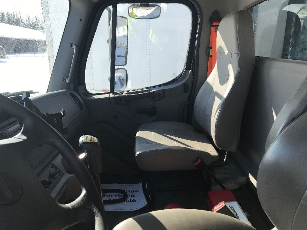 Flatbed Truck-Light and Medium Duty Trucks-Freightliner-2016-M211264S-Whitesboro-NY-111,929\n\t\tmiles-$ 64,750 - Image 14