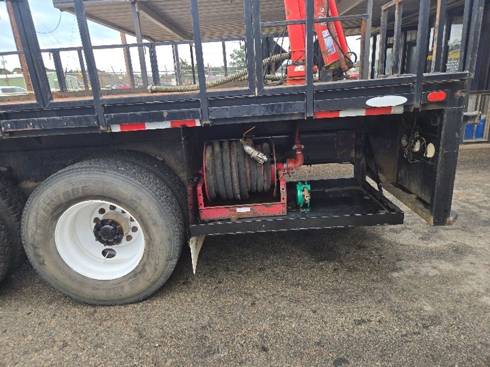 Flatbed Truck-Light and Medium Duty Trucks-Freightliner-2017-114SD-Longview-TX-178,002\n\t\tmiles-$ 75,250 - Image 24