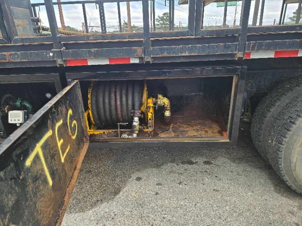 Flatbed Truck-Light and Medium Duty Trucks-Freightliner-2017-114SD-Longview-TX-178,002\n\t\tmiles-$ 75,250 - Image 26