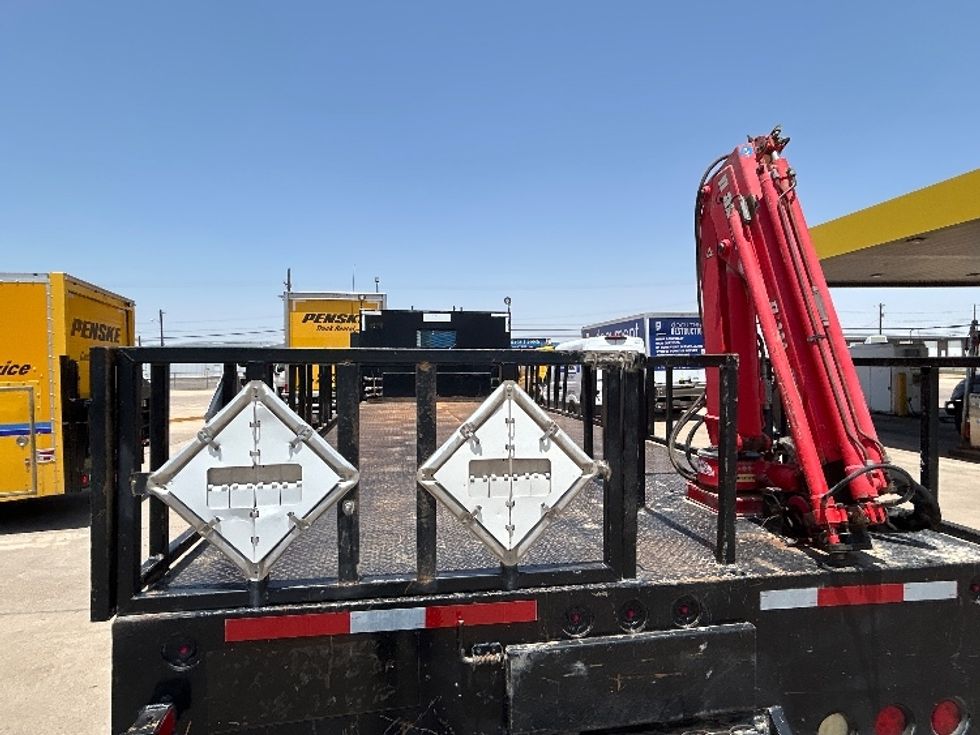 Flatbed Truck-Light and Medium Duty Trucks-Freightliner-2017-114SD-Lubbock-TX-325,702\n\t\tmiles-$ 99,750 - Image 9