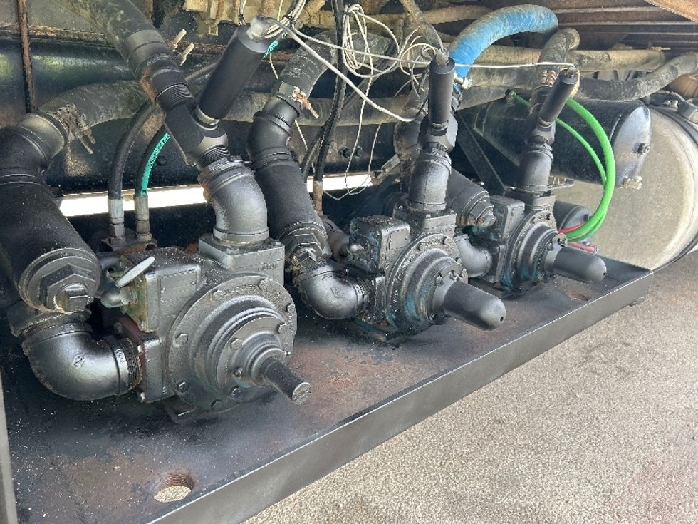 Flatbed Truck-Light and Medium Duty Trucks-Freightliner-2017-114SD-Odessa-TX-290,699\n\t\tmiles-$ 99,750 - Image 5