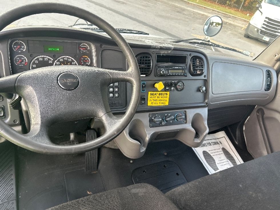 Flatbed Truck-Light and Medium Duty Trucks-Freightliner-2017-M2-Dalton-GA-203,231\n\t\tmiles-$ 50,500 - Image 18